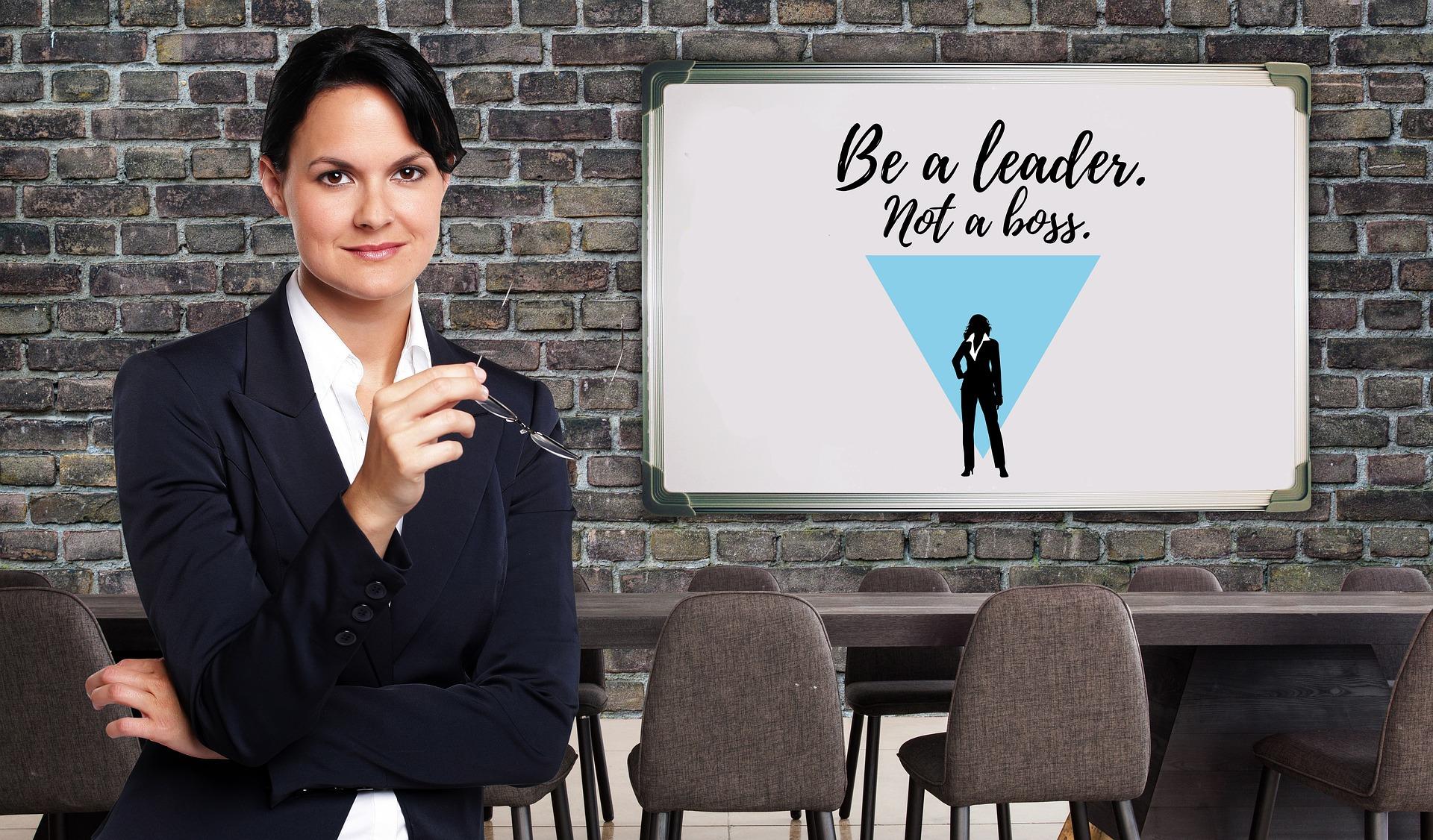 Como iniciar o desenvolvimento de líderes da empresa? 