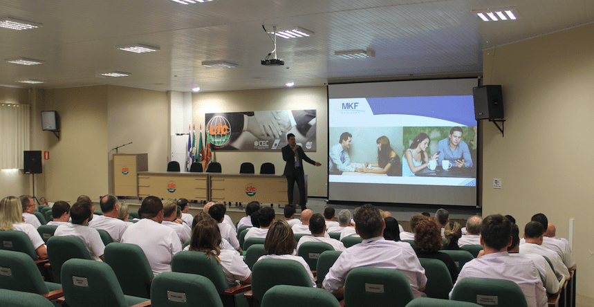 Imagem em destaque do post Palestra “Sustentabilidade no Atendimento” na Convenção de Vendas da Vinícola Garibaldi
