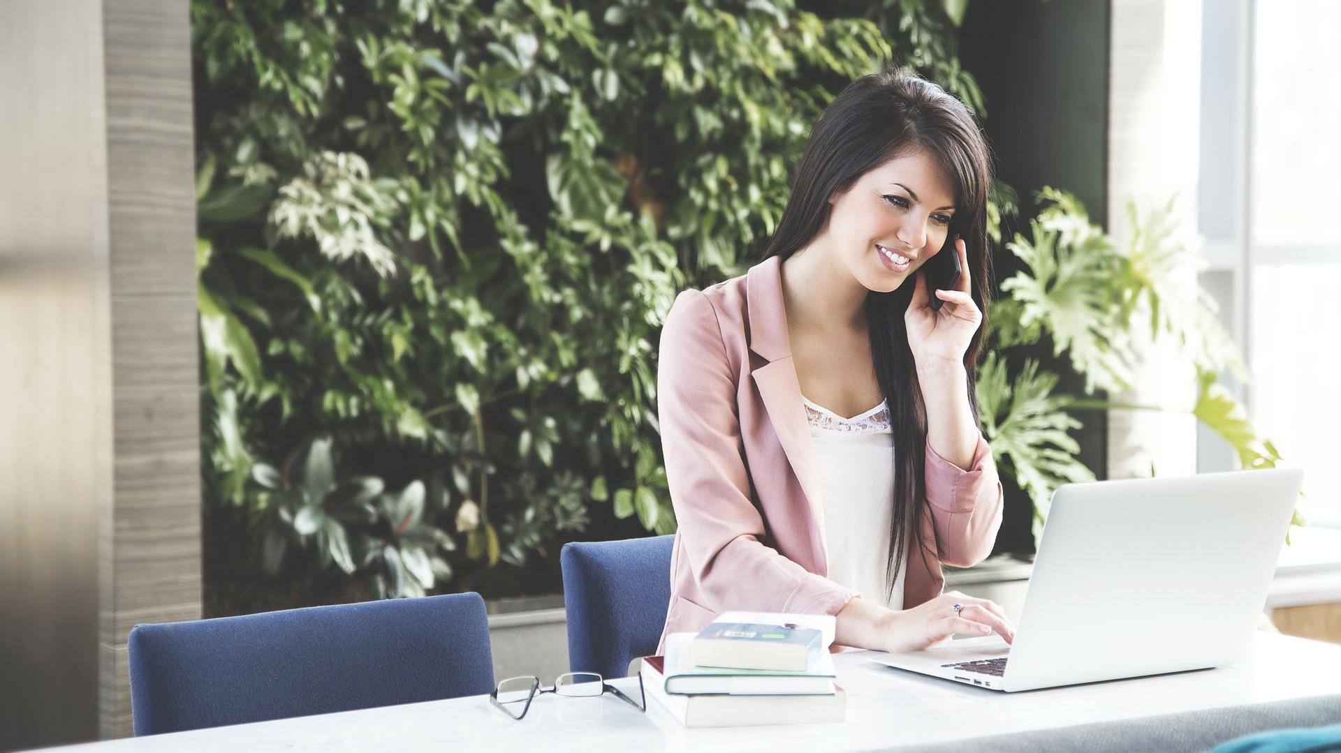Imagem em destaque do post 8 Estratégias de Sucesso para Mulheres que Lideram
